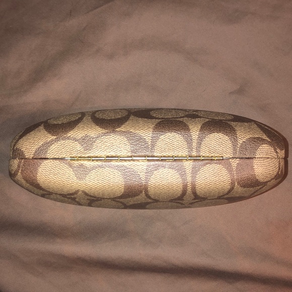 Coach Sunglasses Hard case - Picture 2 of 3